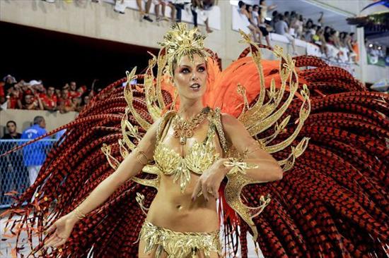 BRAZYLIA   ZDJECIA - carnaval_do_rio_de_janeiro_41.jpg