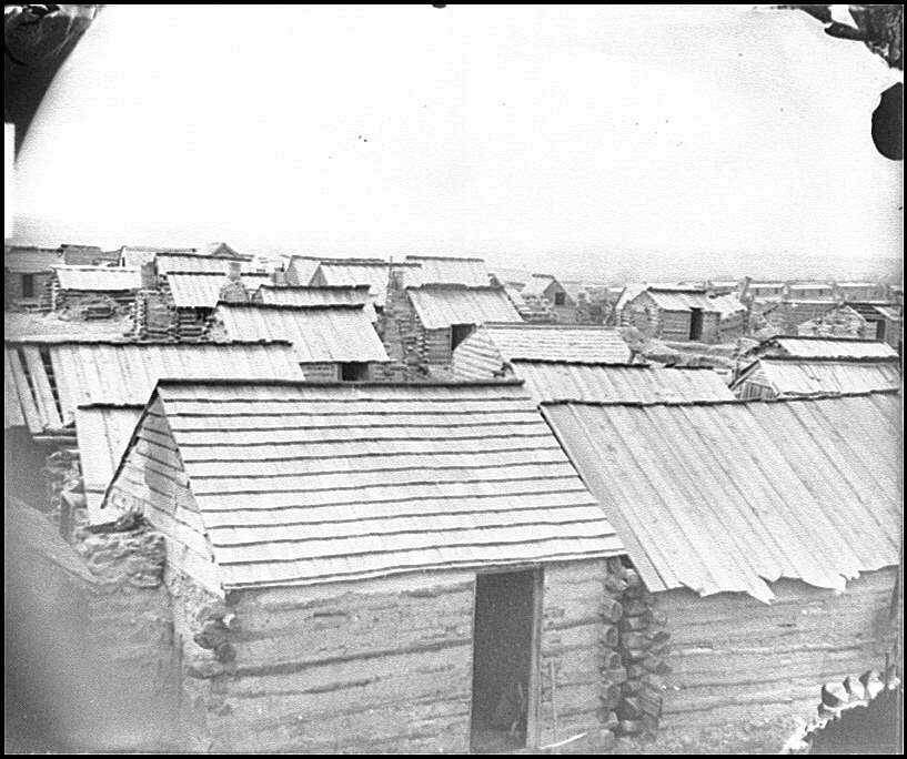 Obóz wojskowy - libofcongr243 Centreville, Va. Confederate winter quarters.jpg