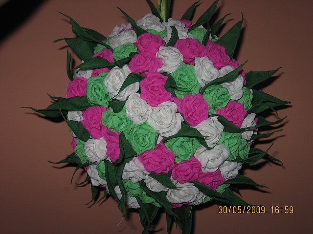 kwiaty z papieru i bibuły - mmVA3BC0qNjJmlHvLB.jpg
