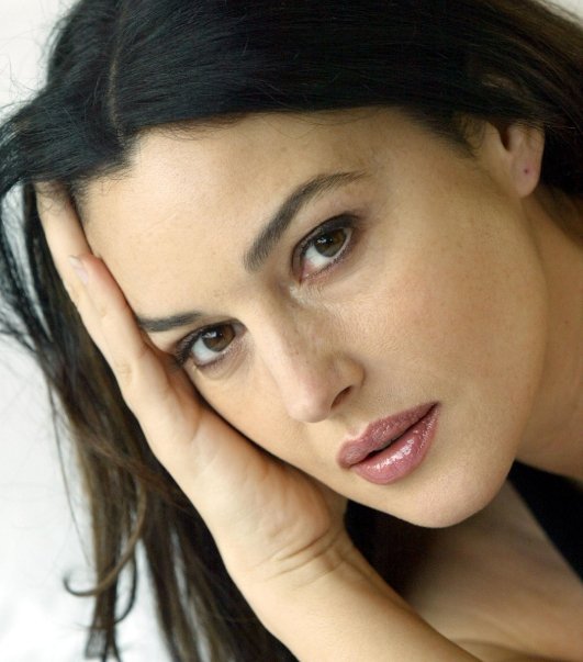 Monica Bellucci - 40872_441650540546_3054214_n.jpg