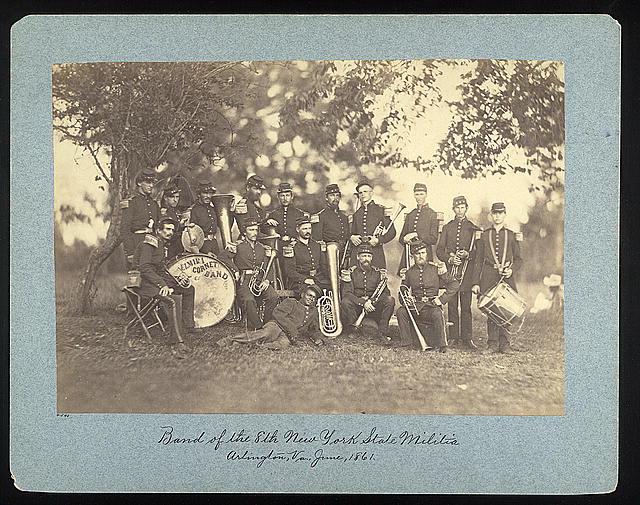 Żołnierze - libofcongr282 Elmira Cornet Band Thirty-third Regiment, of the New York State Volunteers, July 1861.jpg