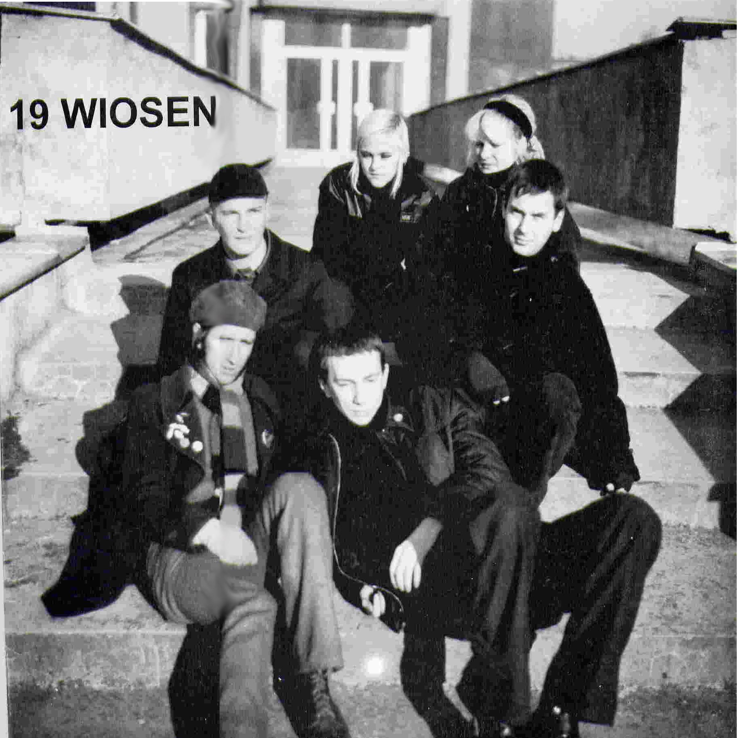 19 Wiosen  Starzy Singers - Split Lp 1997 - 19 Wiosen-front.jpg